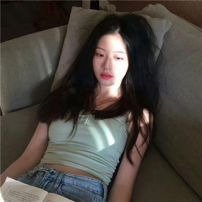 黑珍珠艾曼妞
